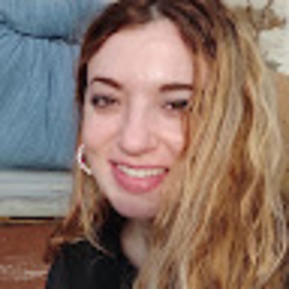 Meet your Posher, Thalia